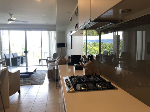 Coconut Grove 402 - e-Seniors 3