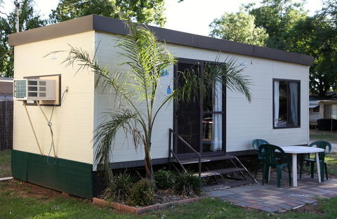 Cohuna Waterfront Holiday Park - e-Seniors 3