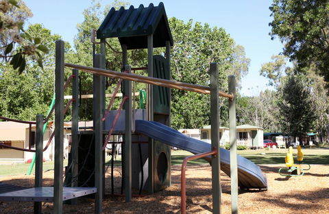 Cohuna Waterfront Holiday Park - e-Seniors 1