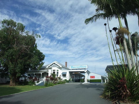 Colonial Court Motor Inn - e-Seniors 0