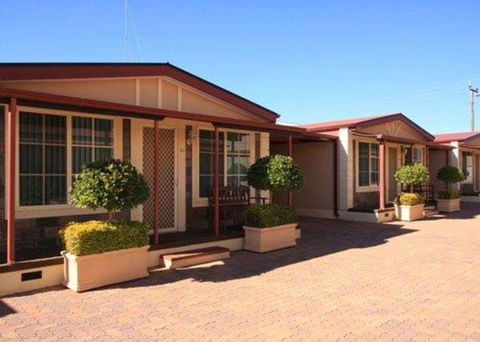 Comfort Inn Crystal Broken Hill - e-Seniors 2