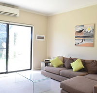 Comfortable 2 Bedroom Unit With Garden - e-Seniors