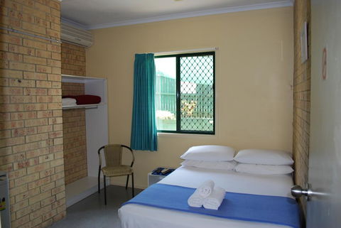 Coolum Budget Accommodation - e-Seniors 2
