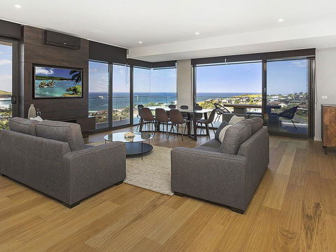 Cosmopolitan@SoHo - e-Seniors 0