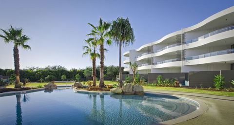 Cotton Beach Resort - Tweed Coast Holidays - e-Seniors 1