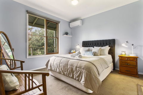 Country House Retreat - e-Seniors 2