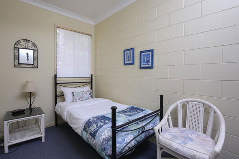 Country Lodge Motel - e-Seniors 3