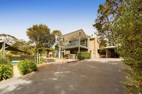 COUNTRY MEETS THE BAY - MOUNT ELIZA - e-Seniors 2