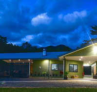 Daintree Peaks ECO Stays - e-Seniors