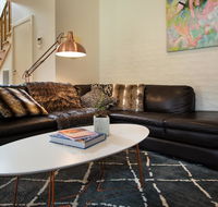 Daylesford Lake Villa 2 - e-Seniors