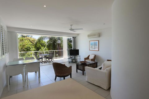 Delightful Family Apartment In Modern Complex - e-Seniors 1