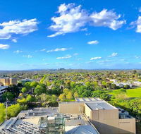 Deluxe  Central Park  4B2B APT  BoxHill  Panorama - e-Seniors