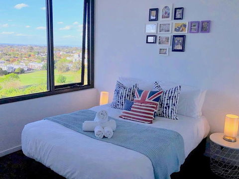 Deluxe , Central Park,  4B2B APT , BoxHill , Panorama - e-Seniors 2