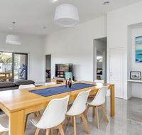 Diamond Bay Beach House brand new - e-Seniors