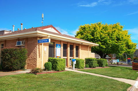 Discovery Parks - Hadspen - e-Seniors 0