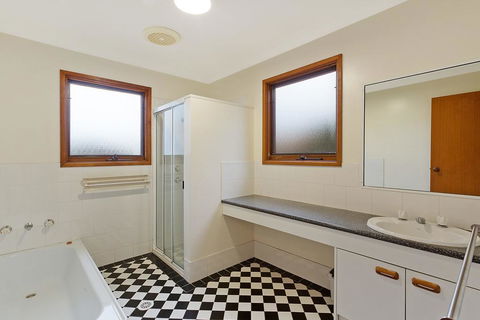 Dollini Street (Unit 2) - e-Seniors 1