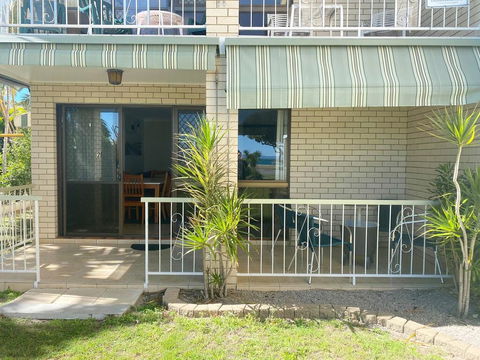 Dolphin View On South Esplanade - e-Seniors 1