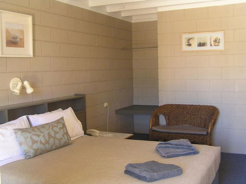 Dongara Old Mill Motel - e-Seniors 2