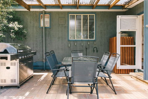 DOVESTONES BY THE SEA - INVERLOCH - e-Seniors 1