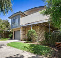 DRIFTWOOD VILLA - free wifi walk to beach - e-Seniors