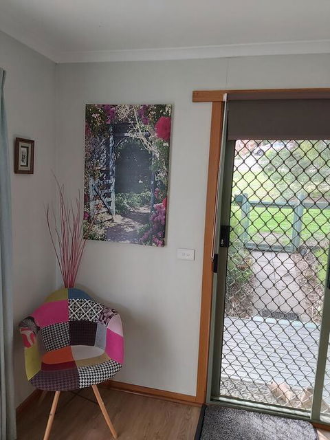 Durham View Cottage - e-Seniors 1
