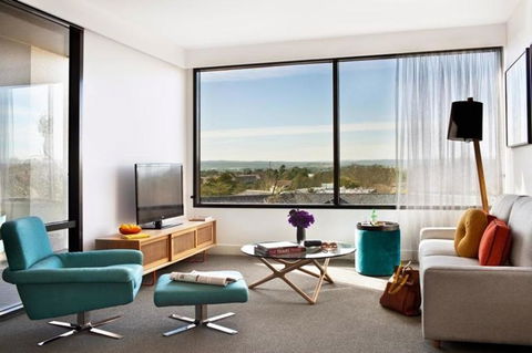 East Hotel And Apartments - e-Seniors 2