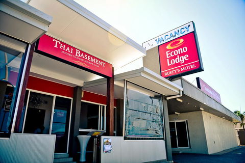 Econo Lodge Rusty's - e-Seniors 1