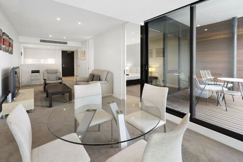 Edgewater 207 - e-Seniors 1