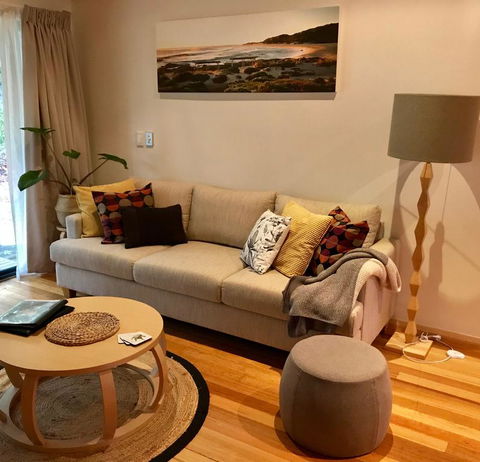 Ellensbrook Cottages - e-Seniors 1