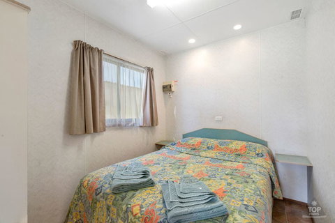 Elliston Waterloo Bay Tourist Park - e-Seniors 3