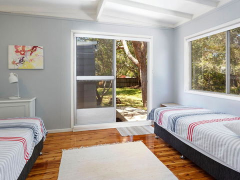 Enjoy The Soothing Sea Breeze - e-Seniors 2