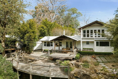 Equanimity - Beautiful Character Filled House! - e-Seniors 0