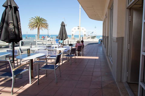 Esplanade Hotel Adelaide - e-Seniors 3