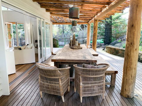 Eternity Beach House - Eco Luxury Byron Bay - e-Seniors 2