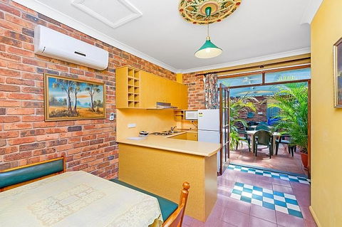 Ettalong Beach Tourist Resort - e-Seniors 2