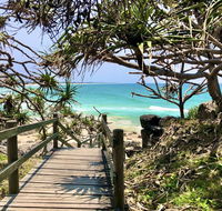 EXTRA LARGE 2 Bed Apartment - 3 Pools and Spa - Mountain View - BEACHFRONT LOCATION CABARITA BEACH - e-Seniors