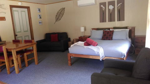 Fernleigh Accommodation - e-Seniors 3