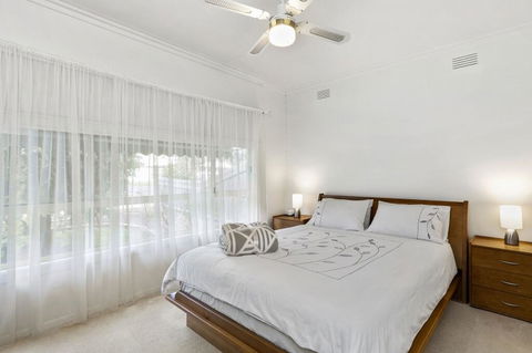 Francis Geelong 156 - e-Seniors 3