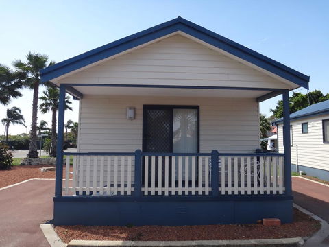 Fremantle Village - e-Seniors 0