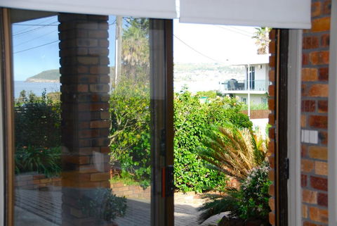 Freshwater Views - e-Seniors 0