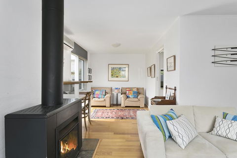 Front Beach Shack - Renovated House In A Quiet Location - e-Seniors 2