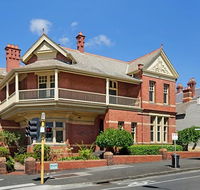 Gatehouse on Ryrie - e-Seniors