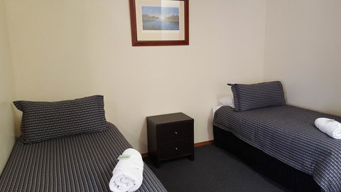 Gateway Motor Inn - e-Seniors 2