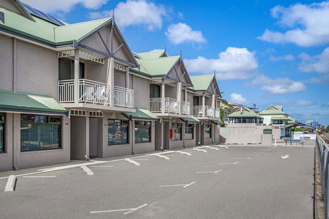 Geraldton Motor Inn - e-Seniors 0