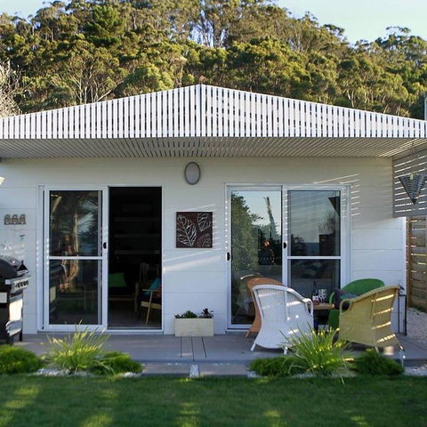 Goat Island Bungalow - e-Seniors 3