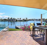Gone Fishin' - Noosa Waters - e-Seniors