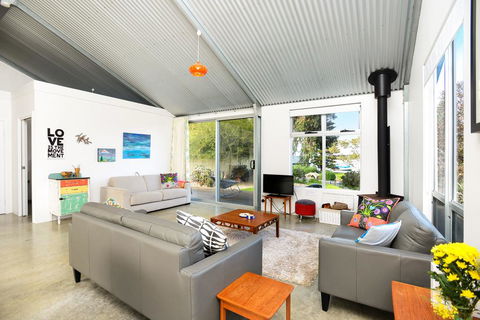 Goolwa Pelican Cottage - e-Seniors 3
