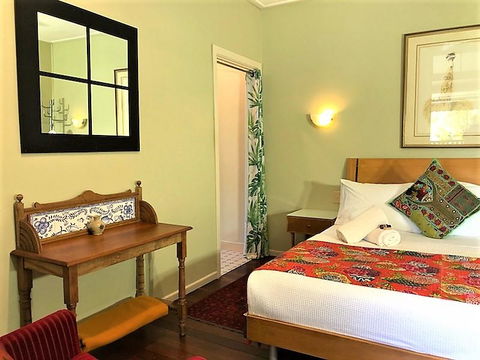 Grey Gum Lodge - e-Seniors 3