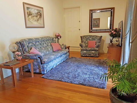 Gumtree House Montville - e-Seniors 2