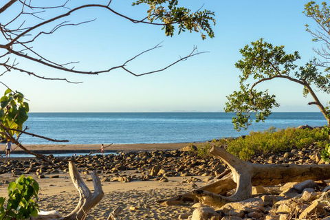 Halliday Bay Resort - e-Seniors 1